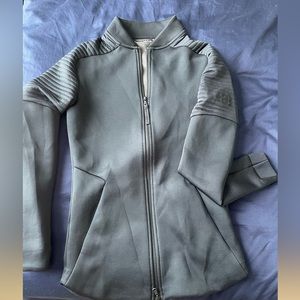 nice under armour golf style sweatshirt